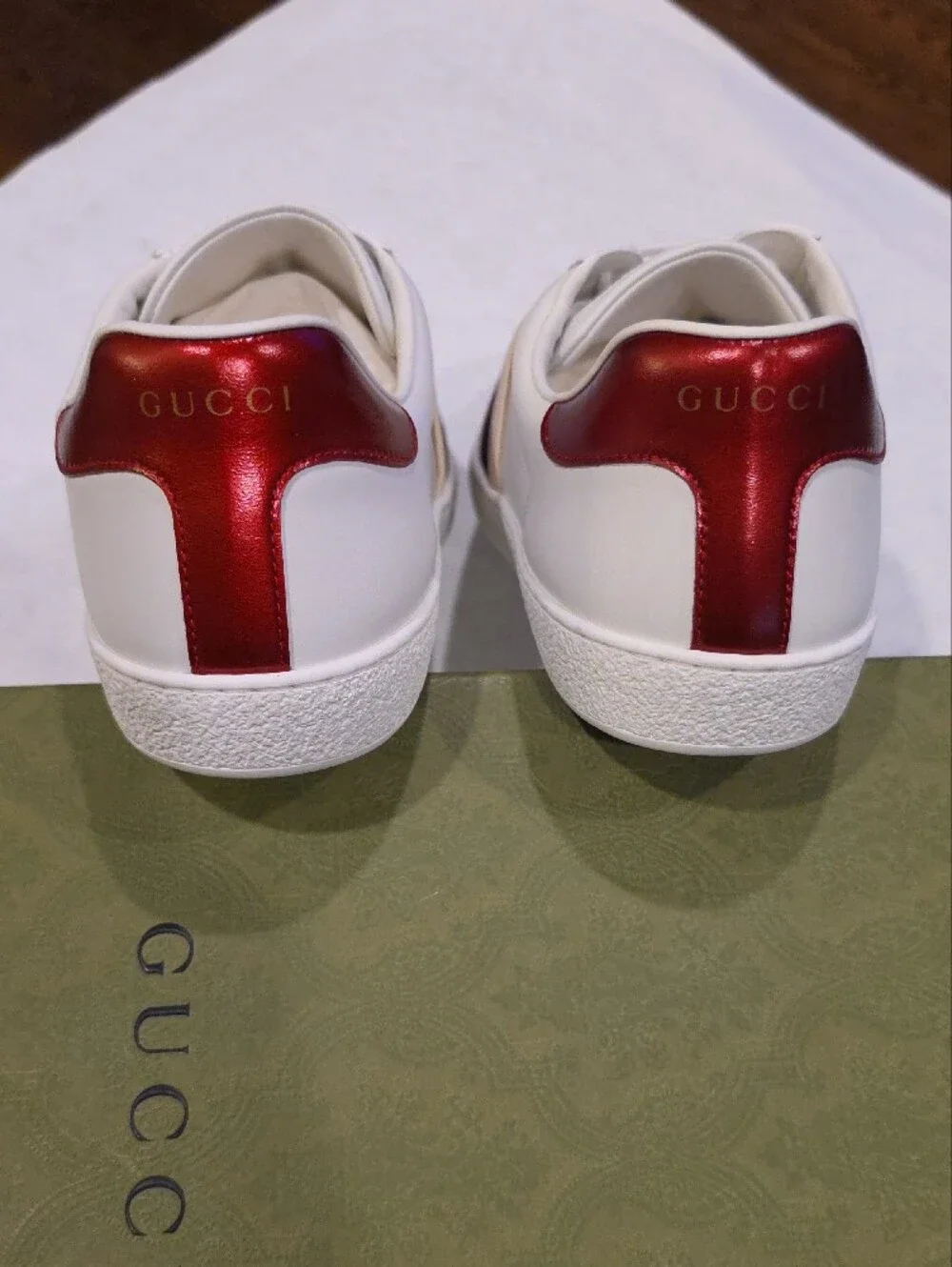 Gucci White Leather Sneakers with Beige Logo Band and Red-Black Accents